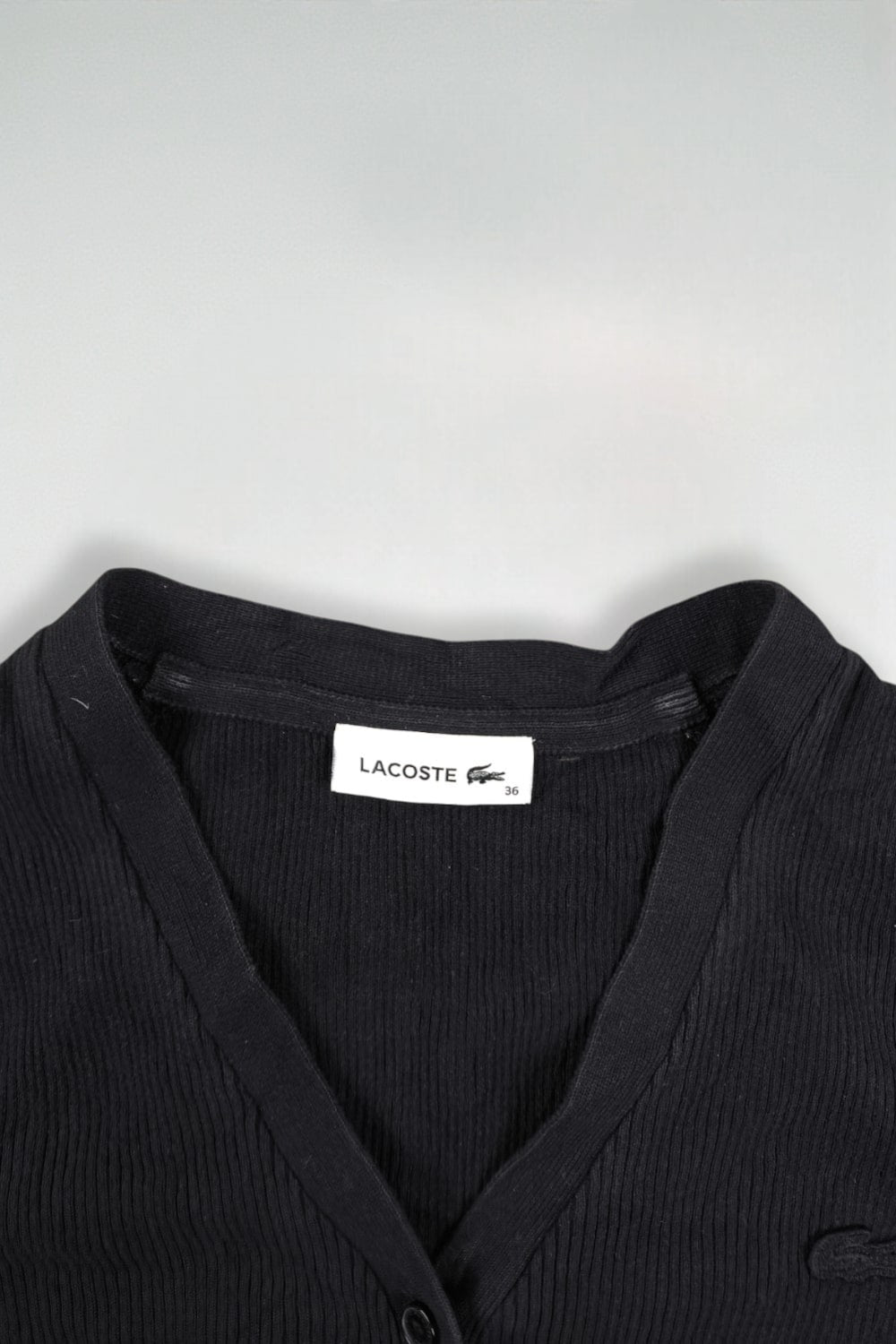 Cardigan Lacoste in maglia a coste nero di seconda mano | Maglieria da donna