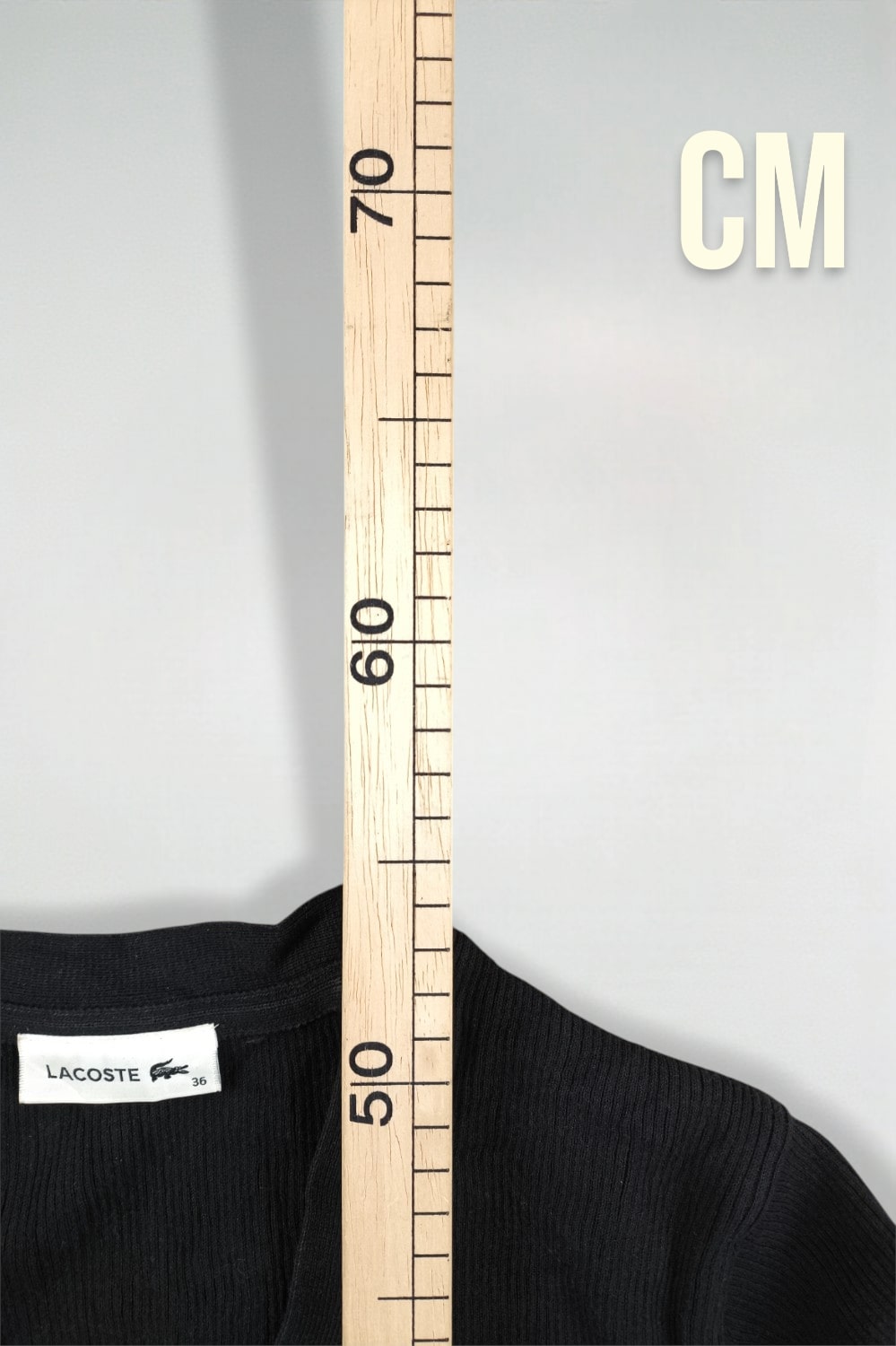 Cardigan Lacoste in maglia a coste nero di seconda mano | Maglieria da donna