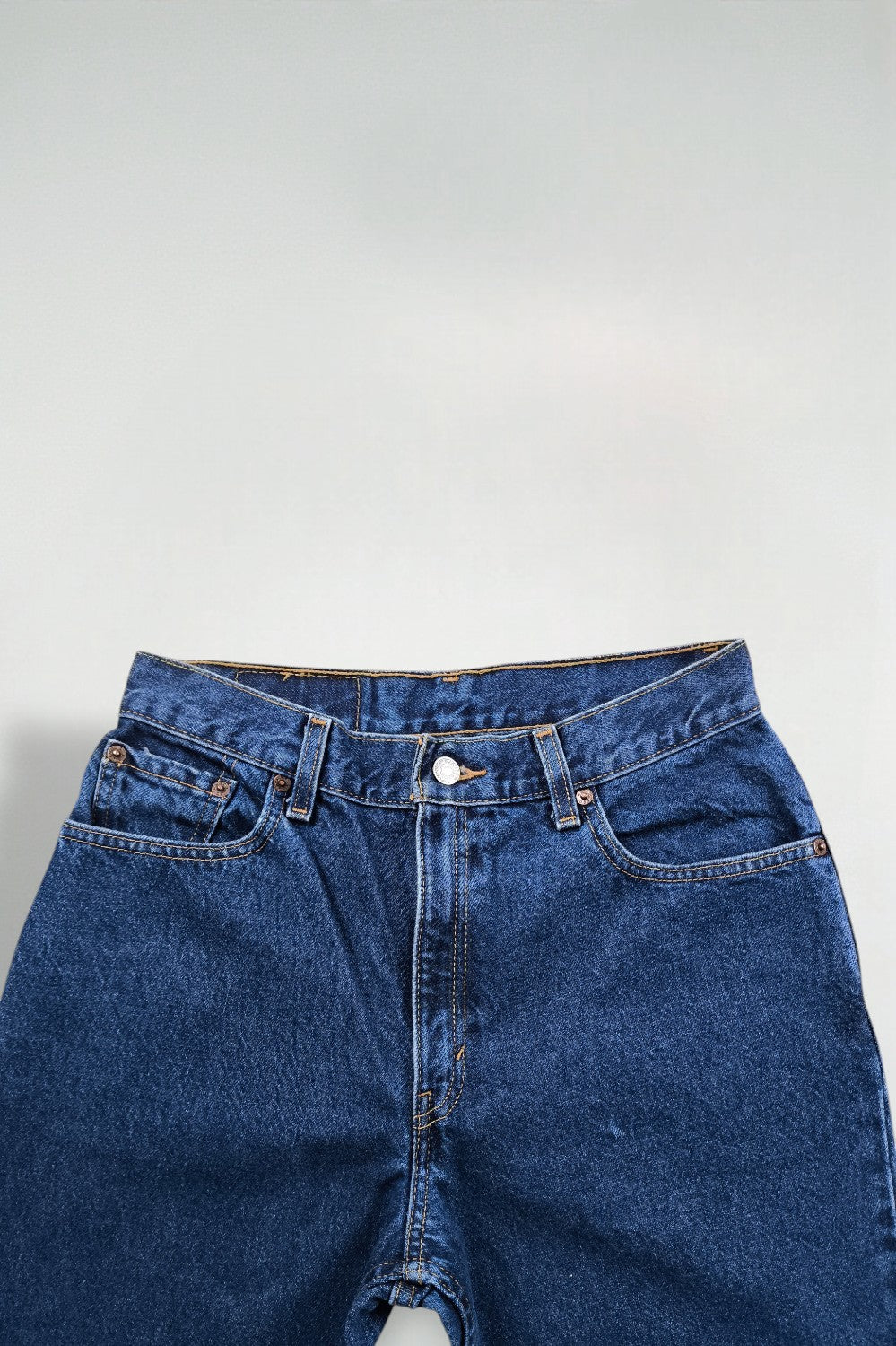 Jeans Levi's 550 Relaxed Fit vintage blu scuro | Collezione denim anni '90
