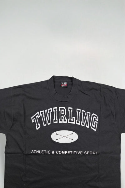 Maglietta sportiva sportiva vintage Fruit of the Loom Twirling nera | Punto singolo anni '90
