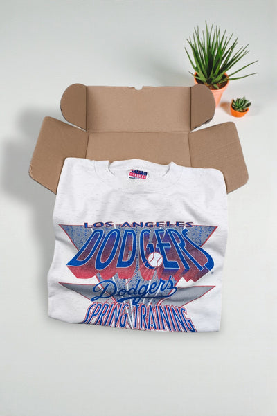 Maglietta vintage MLB dei Los Angeles Dodgers, bianca, blu e rossa | Abbigliamento della squadra degli anni '90