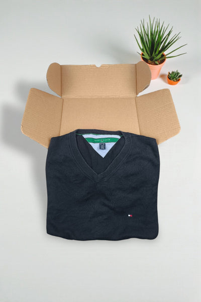 Maglione Tommy Hilfiger Golf con scollo a V di seconda mano, nero | Maglieria casual anni 2010