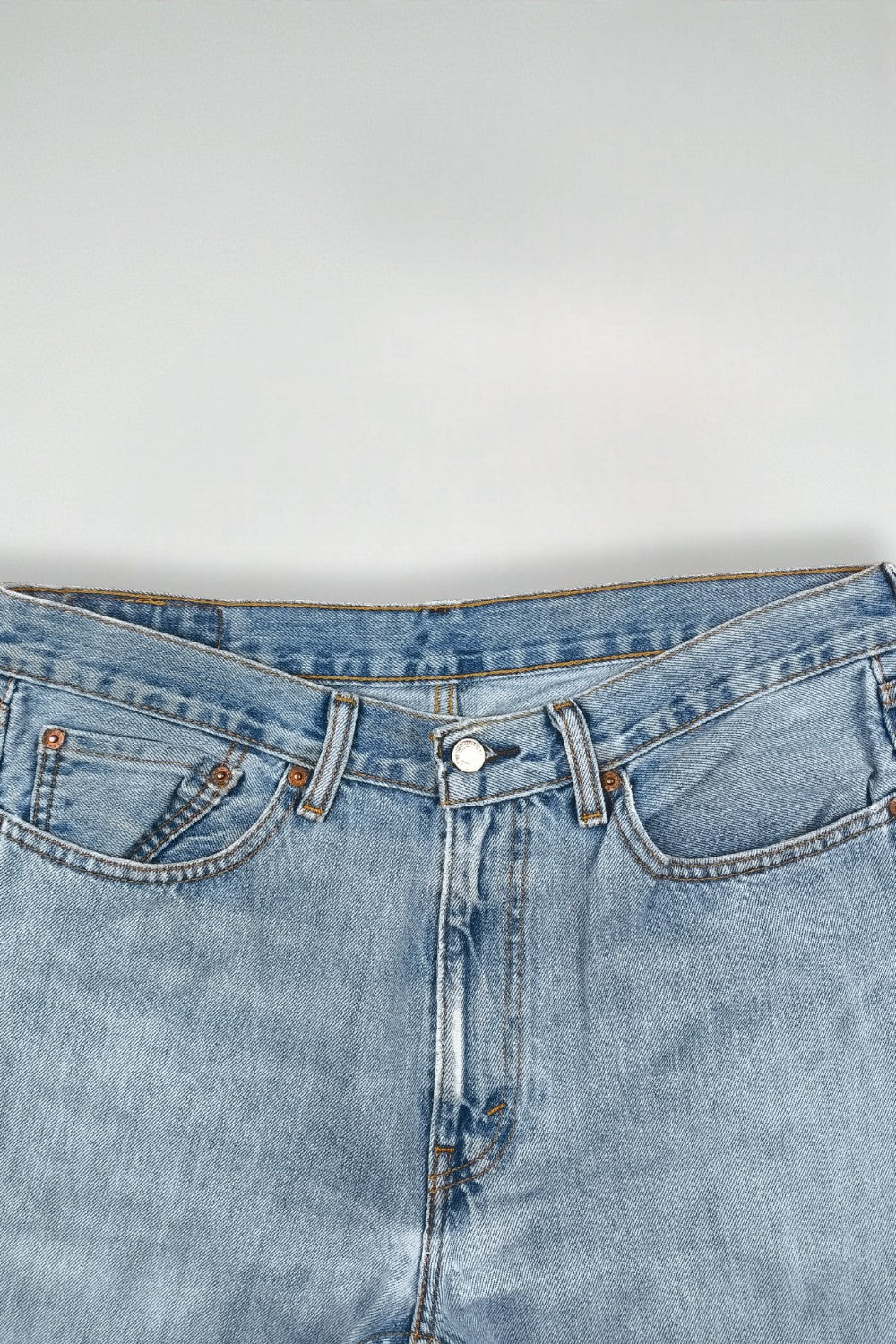 Jeans Levi's 505 Light Wash a gamba dritta vintage | Denim classico anni 2000