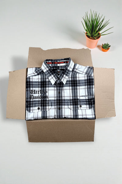 Camicia a maniche corte a quadri vintage Harley-Davidson, nera e bianca | Abbigliamento per motociclette anni 2000