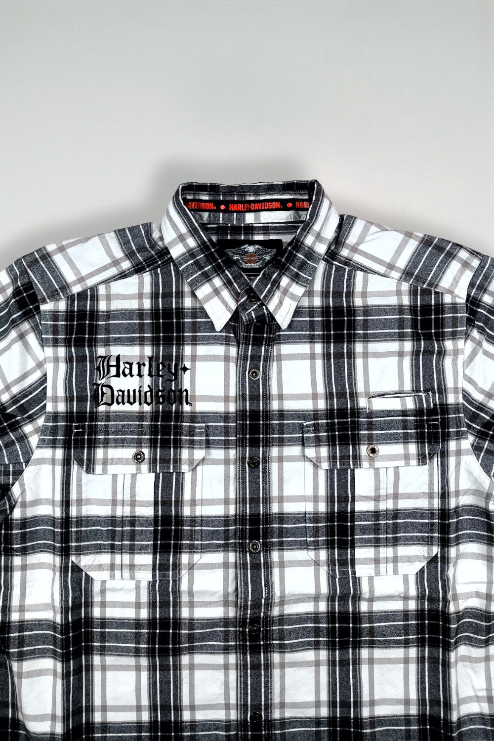 Camicia a maniche corte a quadri vintage Harley-Davidson, nera e bianca | Abbigliamento per motociclette anni 2000