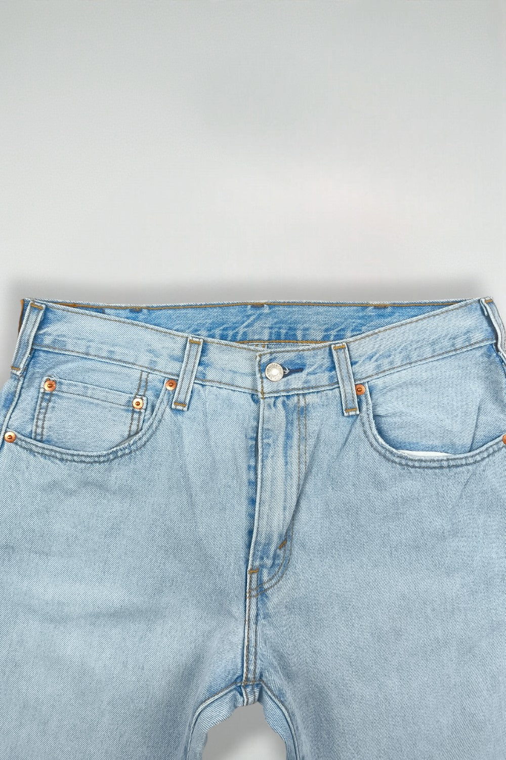 Vintage Levi’s 517 Straight Leg Jeans Light Blue | 2000s Denim