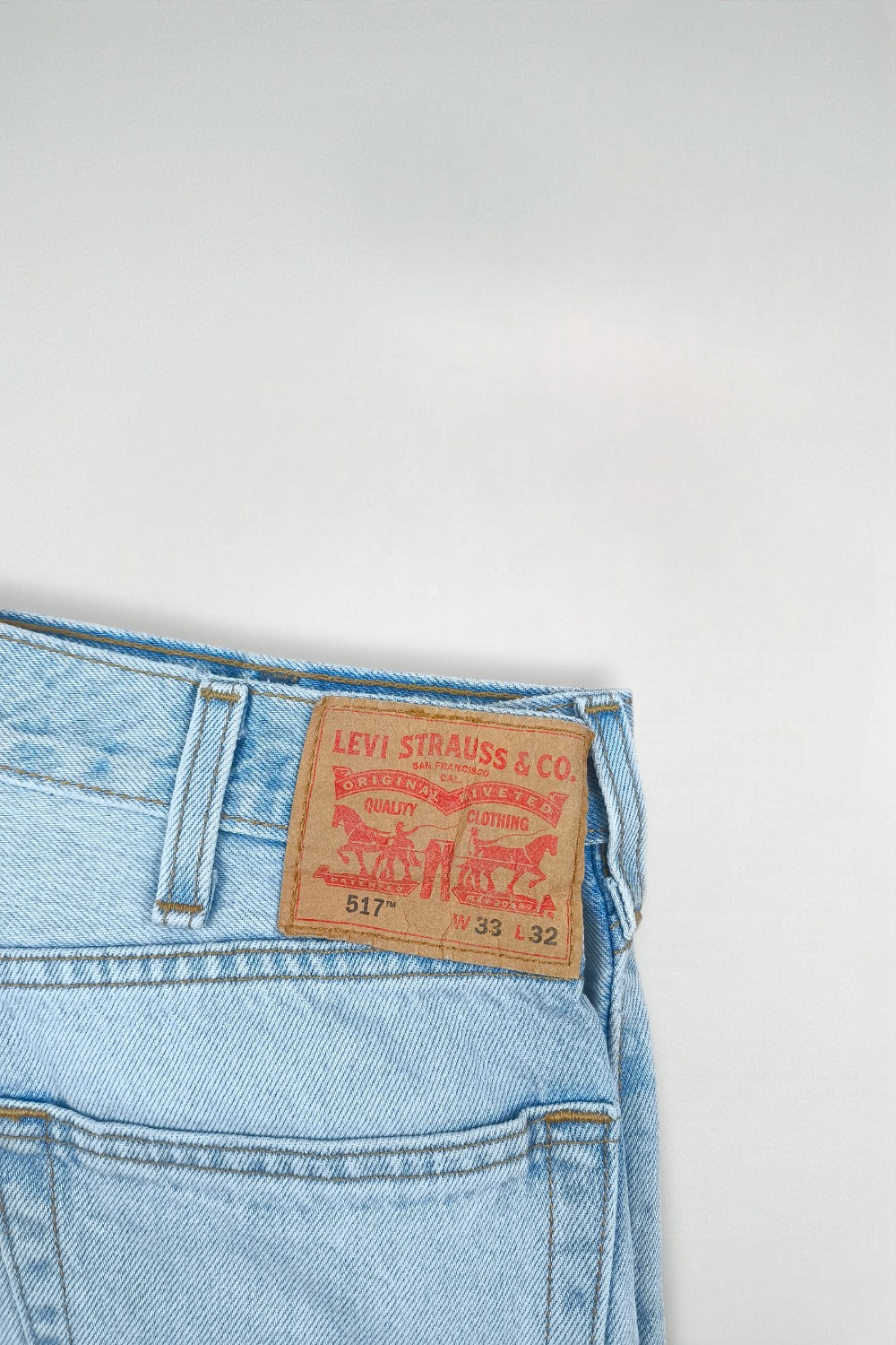 Vintage Levi’s 517 Straight Leg Jeans Light Blue | 2000s Denim