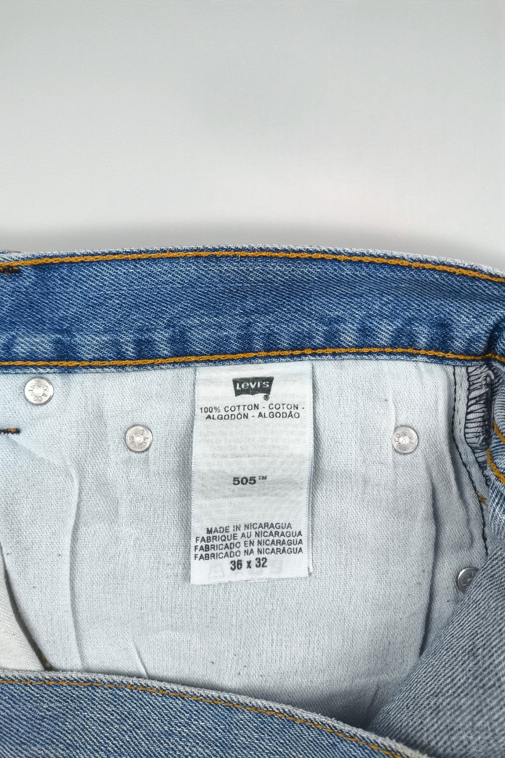 Vintage Levi’s 505 Straight Leg Jeans Blue | 2000s Denim Classic