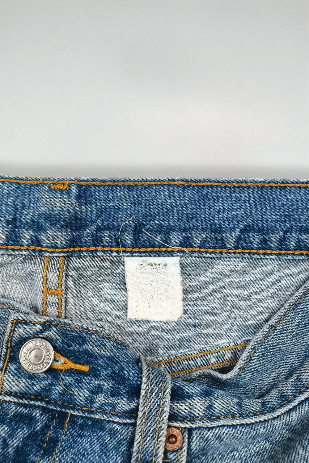 Vintage Levi’s 505 Straight Leg Jeans Blue | 1990s Classic Denim