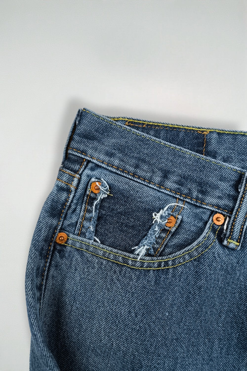 Vintage Levi’s 505 Straight Leg Jeans Blue | 2000s Denim