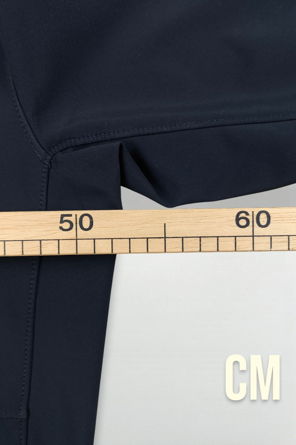 Giacca con cappuccio Stone Island Soft Shell di seconda mano, colore blu navy | Capispalla tecnici