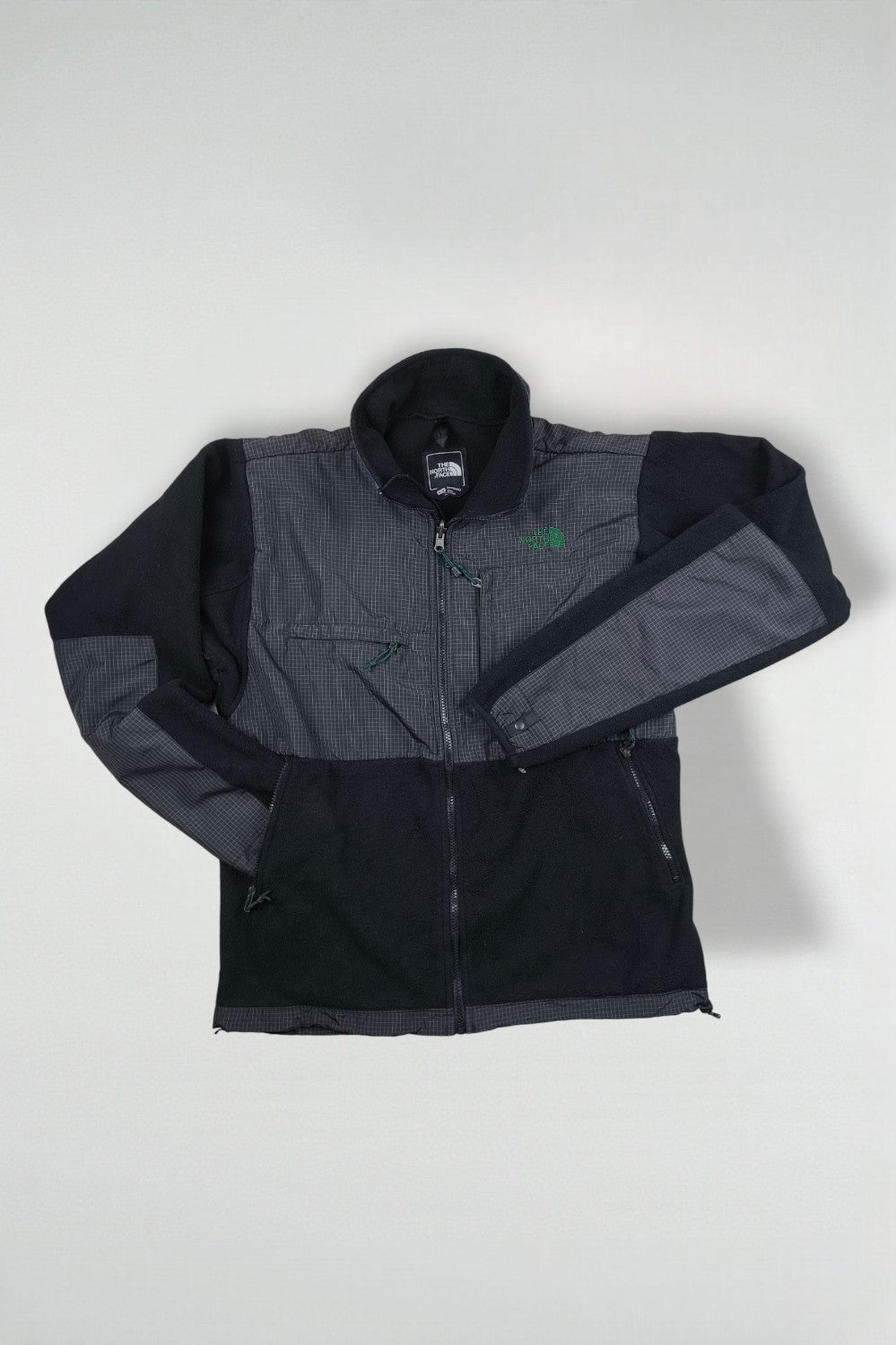 Giacca vintage in pile The North Face Polartec Full Zip Denali nera/grigia | Abbigliamento outdoor anni 2000