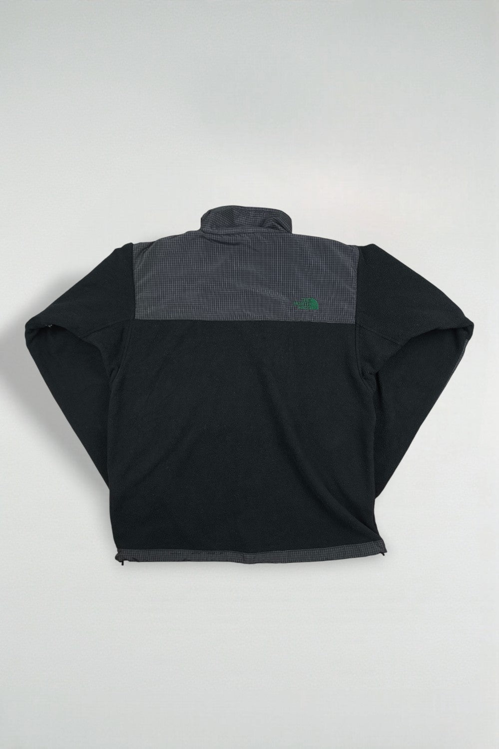 Giacca vintage in pile The North Face Polartec Full Zip Denali nera/grigia | Abbigliamento outdoor anni 2000