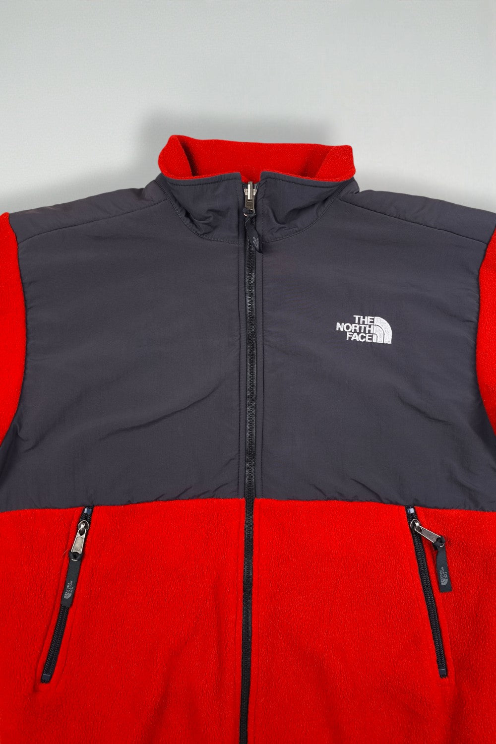 Giacca in pile vintage The North Face rossa/grigio scuro | Giacca da esterno con cerniera completa per ragazzi
