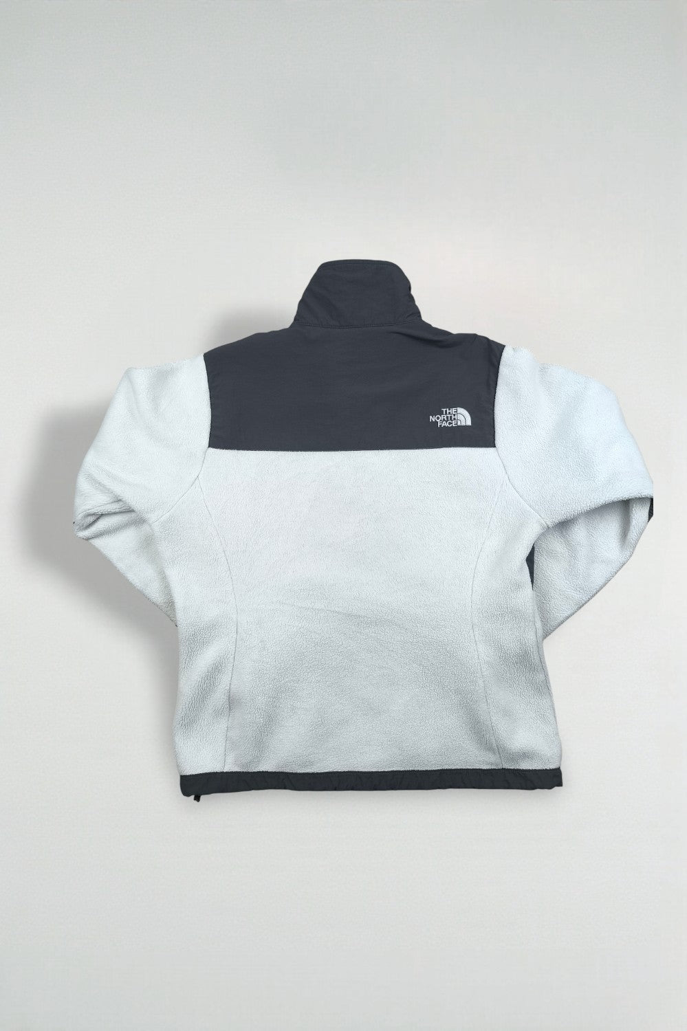 Giacca vintage in pile Polartec The North Face grigio chiaro e nero | Abbigliamento outdoor anni 2000