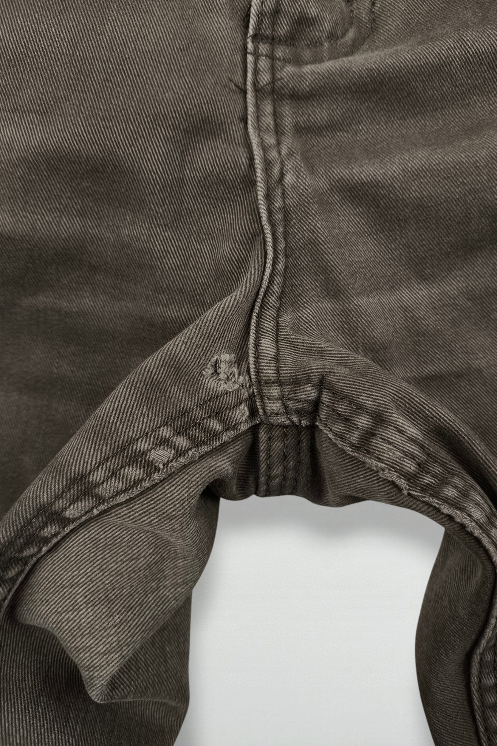 Vintage Carhartt B324 DFE Work Pants Olive Green | 2000s Utility Carpenter Trousers