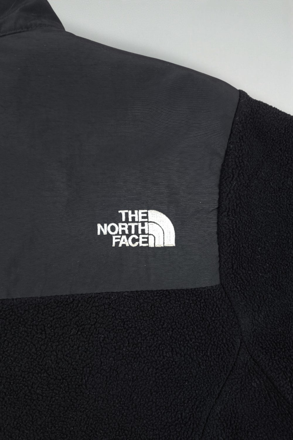 Giacca in pile vintage The North Face Denali nera | Abbigliamento outdoor anni 2000