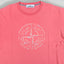 Maglietta vintage Stone Island con logo della bussola rosa | Abbigliamento casual da strada anni 2000