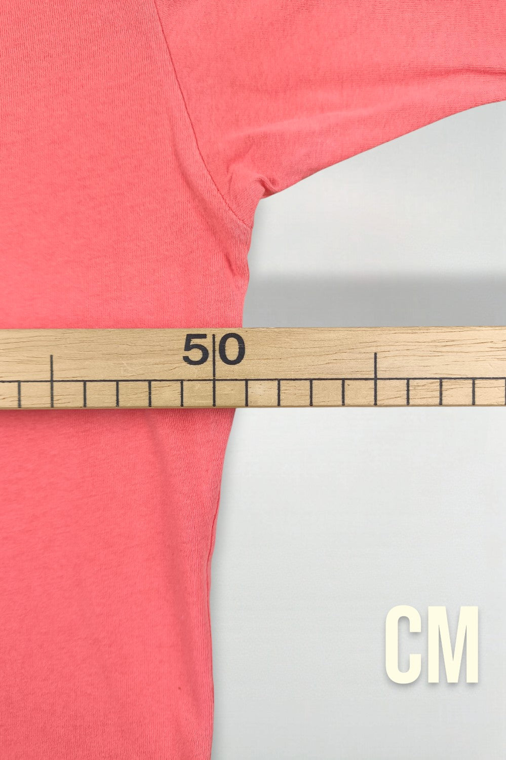Maglietta vintage Stone Island con logo della bussola rosa | Abbigliamento casual da strada anni 2000
