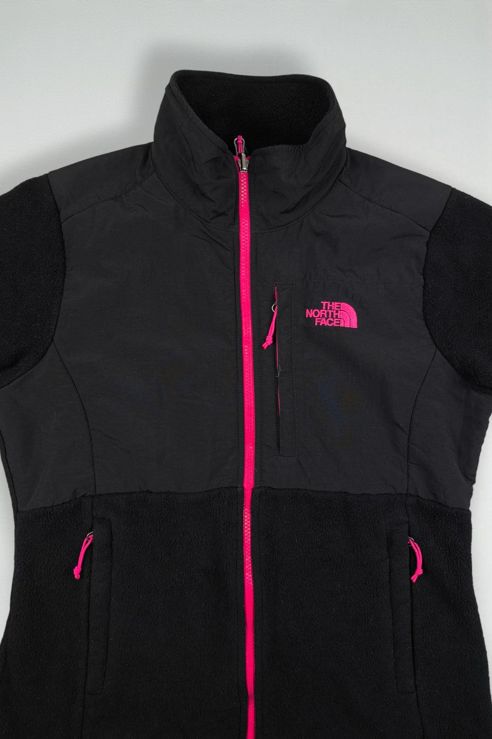 Giacca in pile vintage The North Face Denali nera/rosa | Abbigliamento da esterno da donna