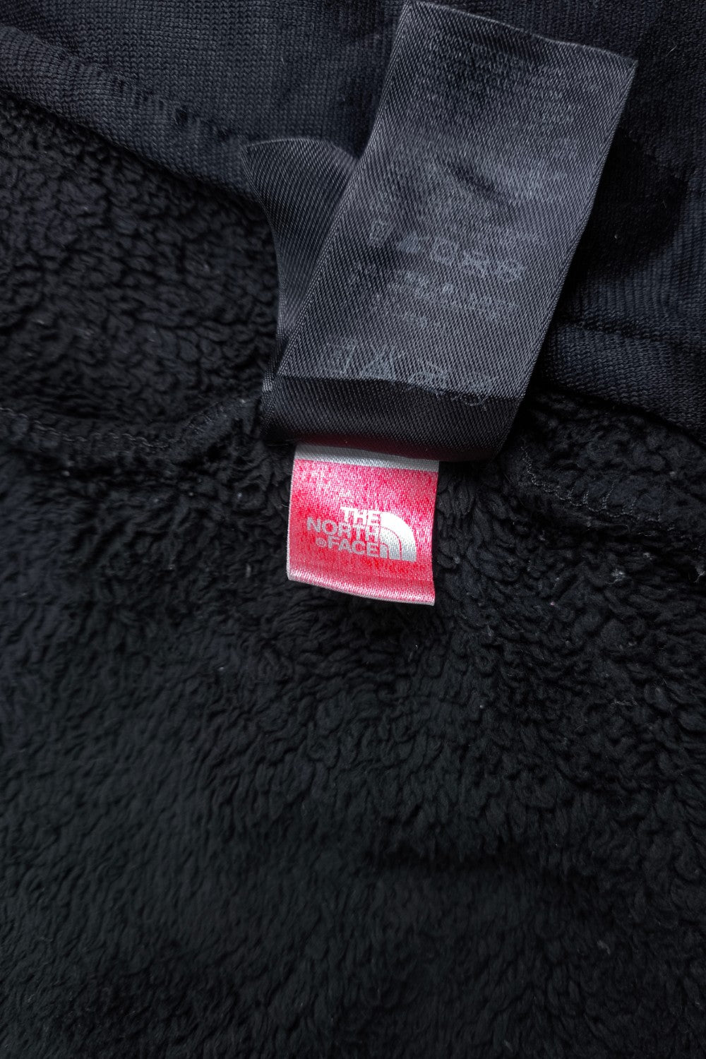 Giacca in pile con cappuccio vintage The North Face Denali nera | Abbigliamento outdoor anni 2000