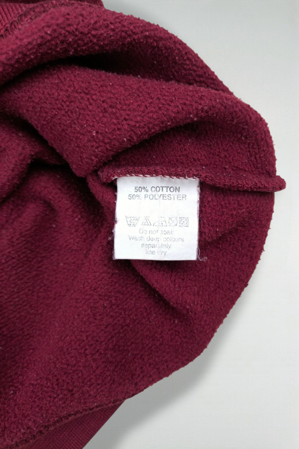 Vintage Sergio Tacchini Logo Sweatshirt Burgundy | 1990s Casual Sportswear