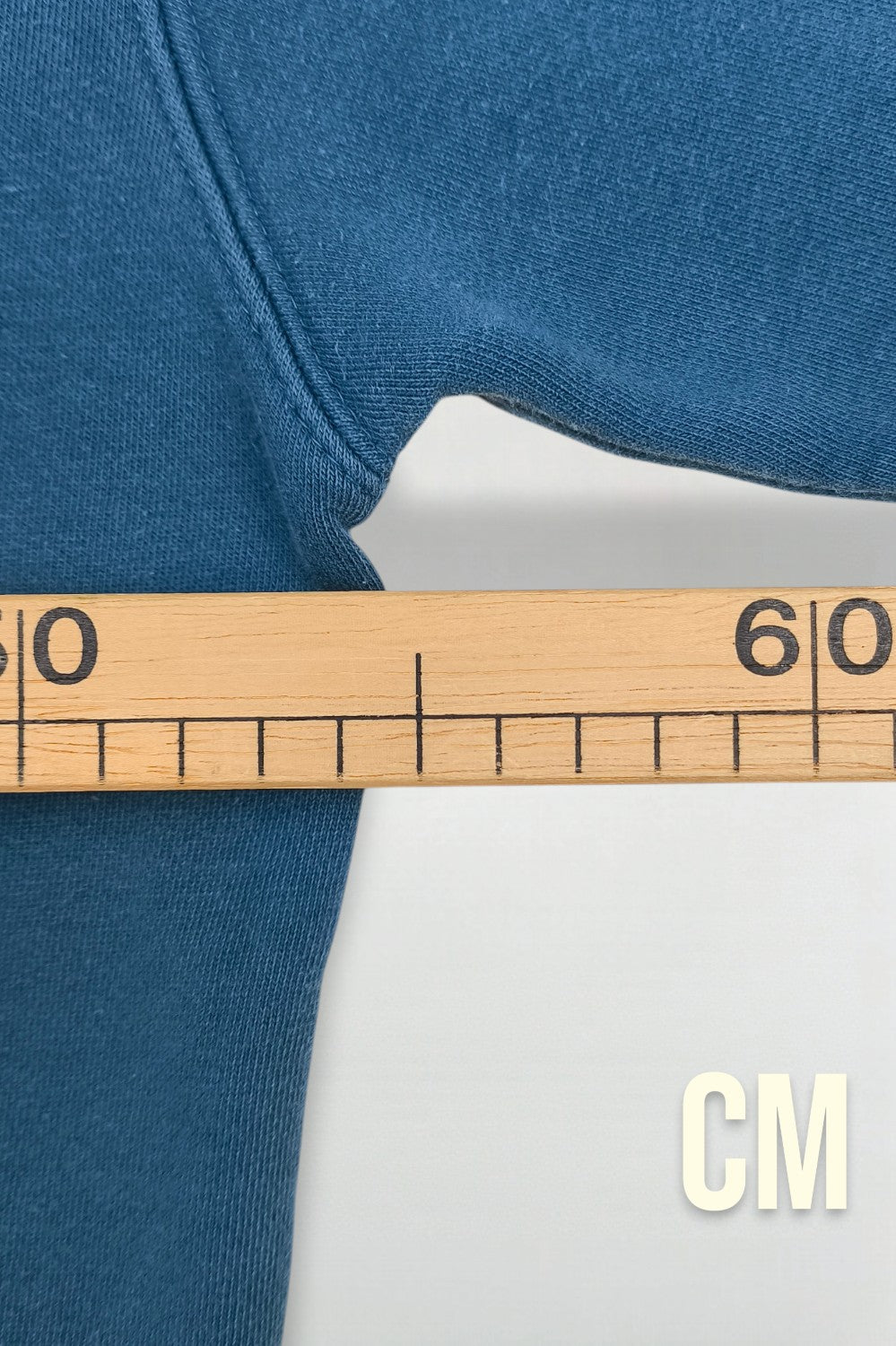 Vintage Reebok Small Logo Crewneck Sweatshirt Blue | Y2K Sportswear Essential