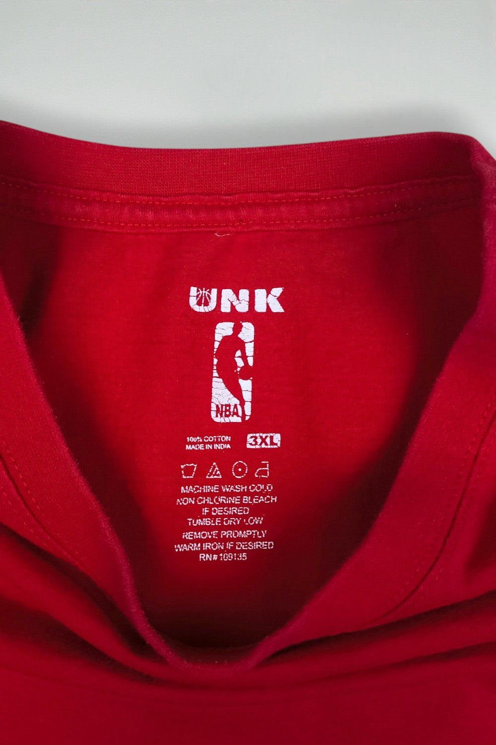 Chicago Bulls NBA Graphic T-Shirt Red | Modern Streetwear