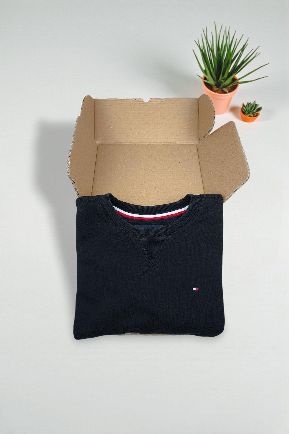 Tommy Hilfiger Crewneck Sweatshirt Black | Classic Essential