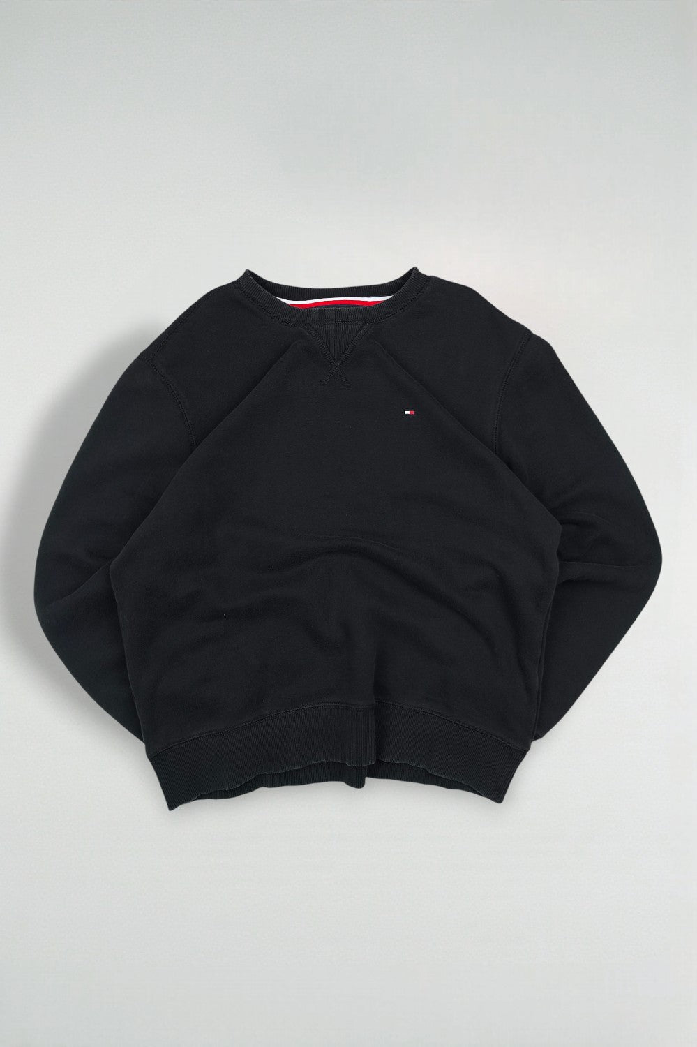 Tommy Hilfiger Crewneck Sweatshirt Black | Classic Essential