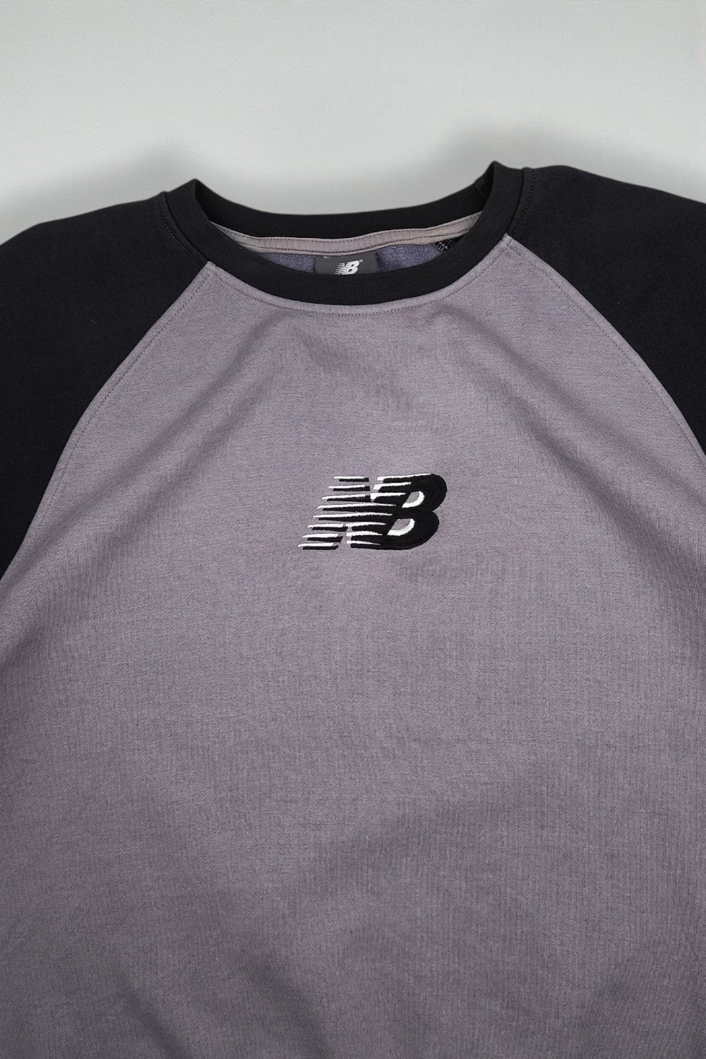 Vintage New Balance Crewneck Sweatshirt Grey Black | Athletic 90s