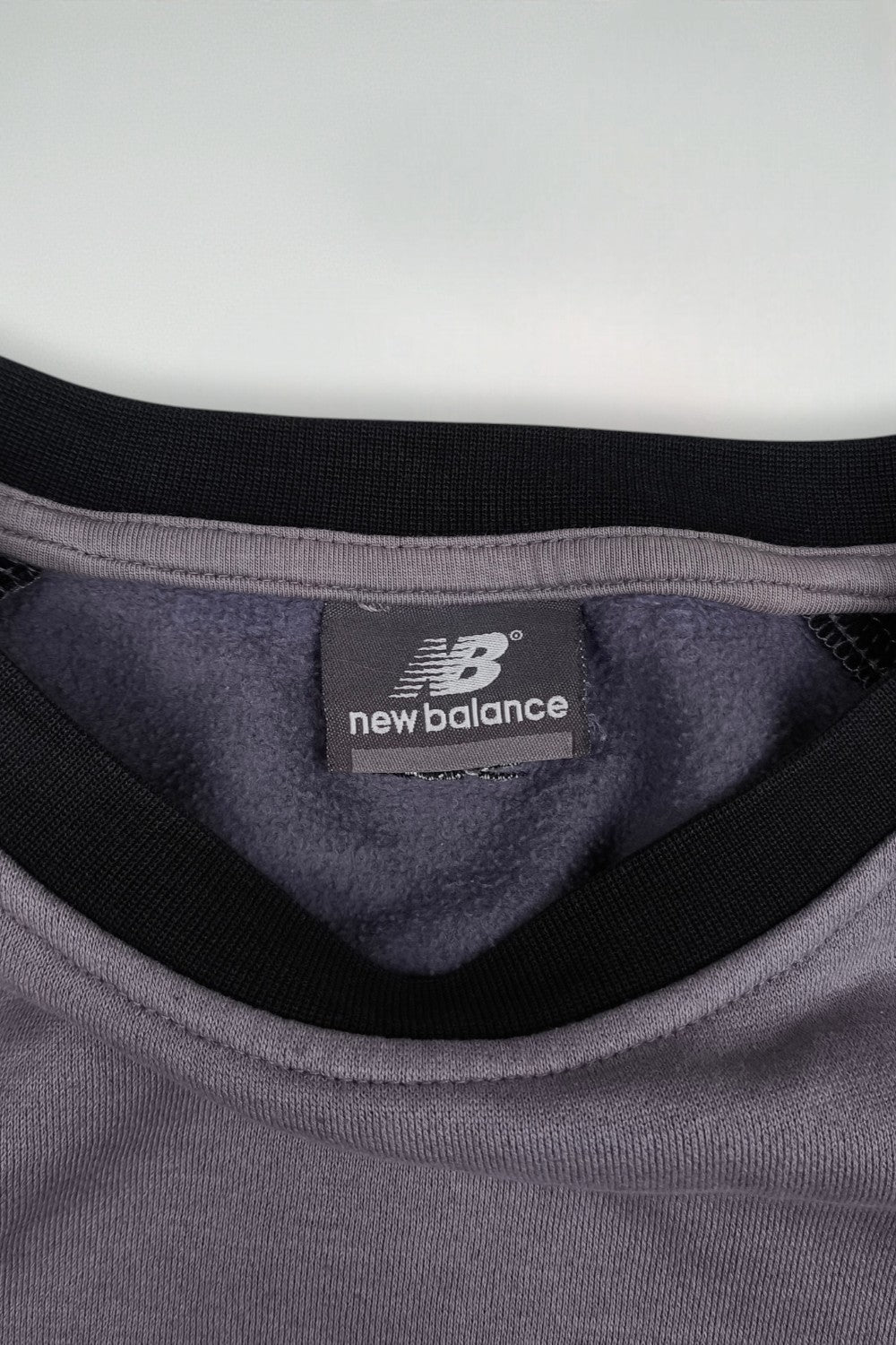 Vintage New Balance Crewneck Sweatshirt Grey Black | Athletic 90s