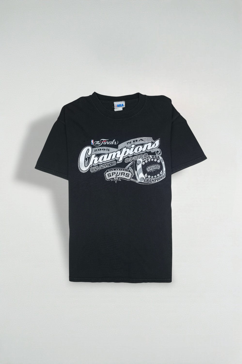 Vintage NBA San Antonio Spurs 2005 Champions T-Shirt Black | Y2K Finals