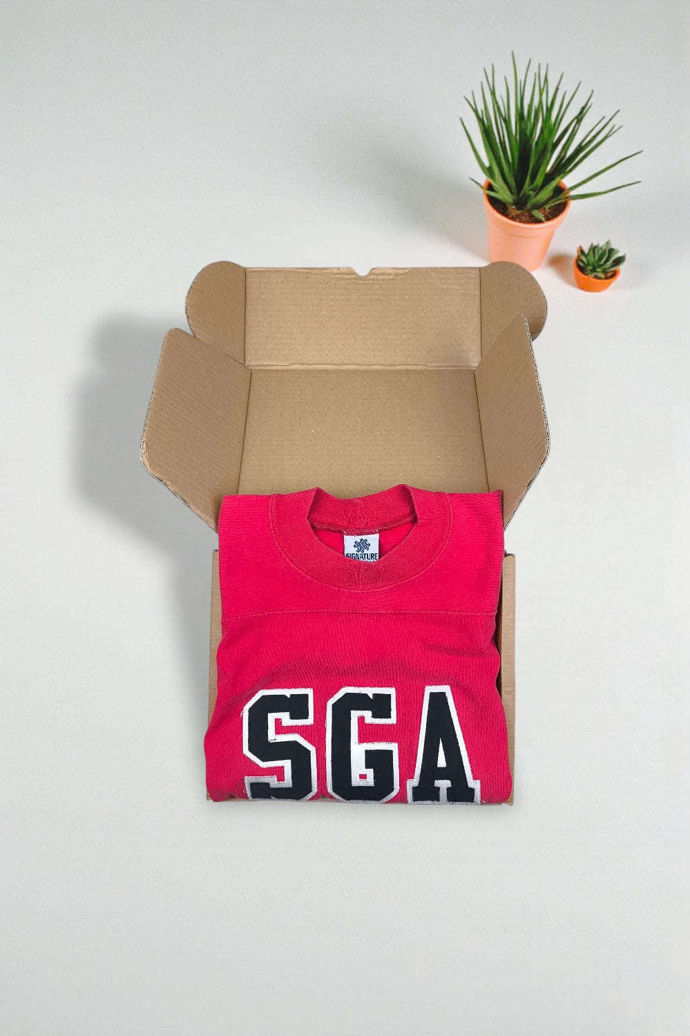 Vintage Signature Sportswear SGA Football T-Shirt Red USA | 90s Athletic