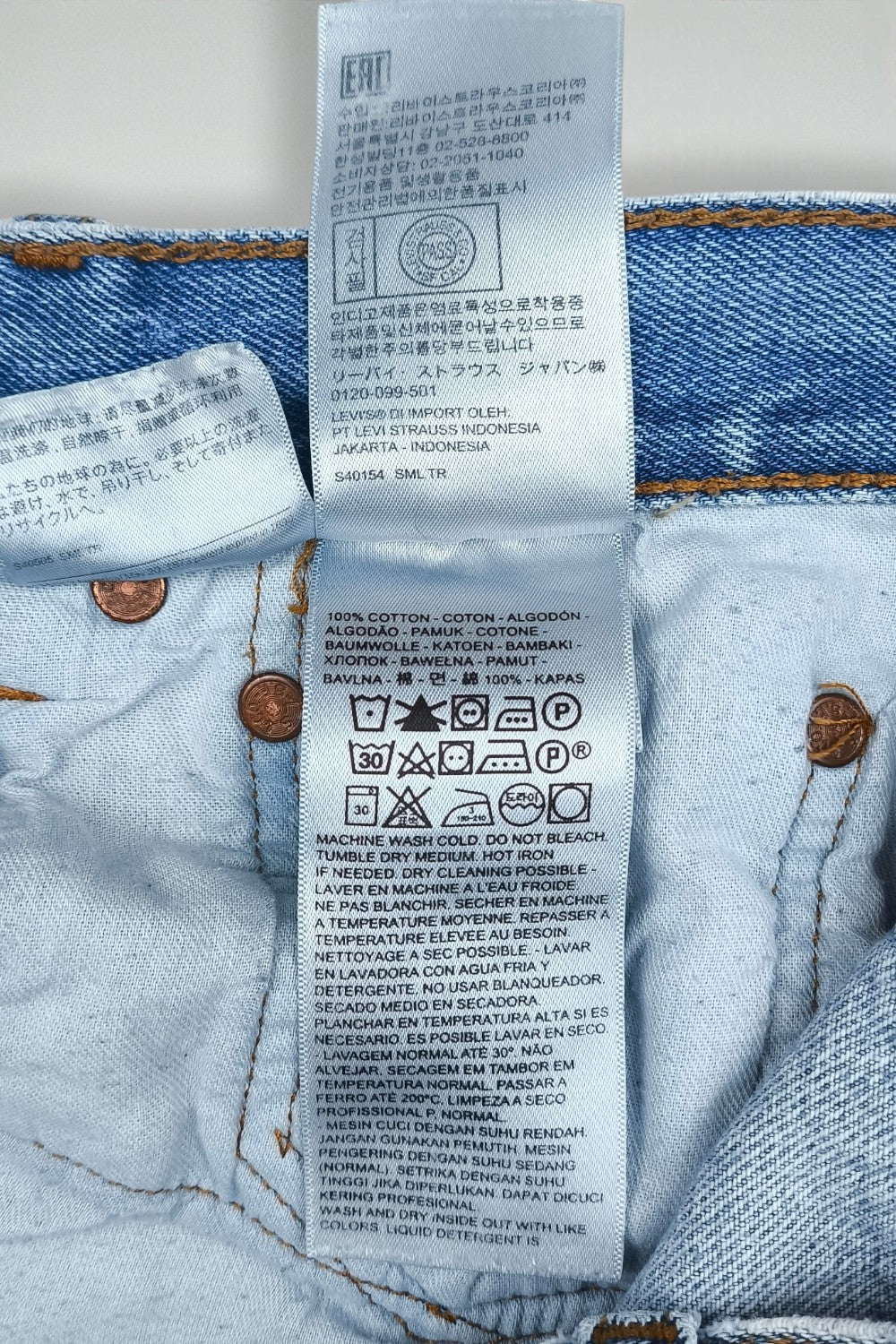 Rare Vintage Levi’s 501 Jeans Light Blue Denim Straight Leg | Classic Workwear