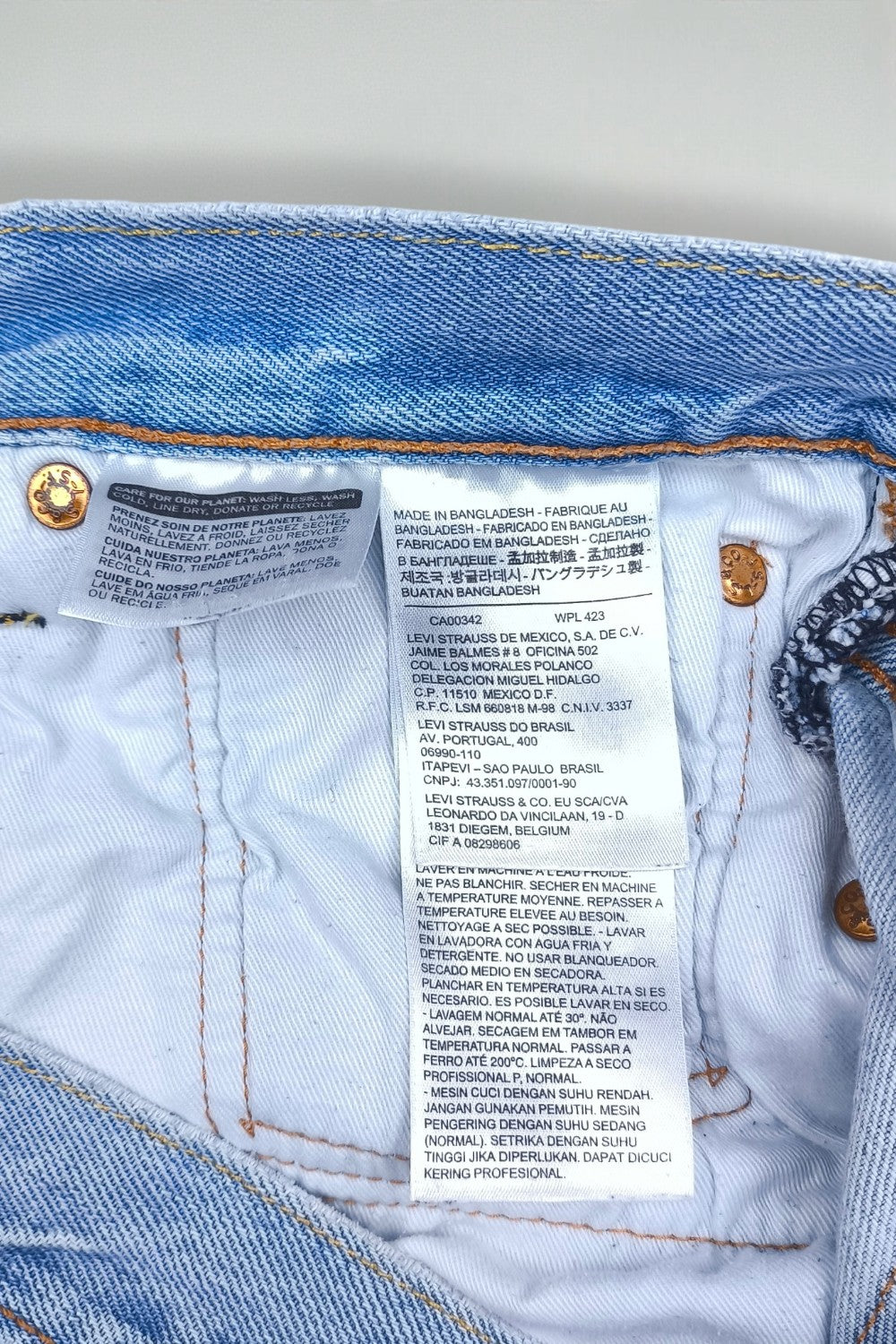 Rare Vintage Levi’s 501 XX Jeans Light Blue | Leather Patch Denim