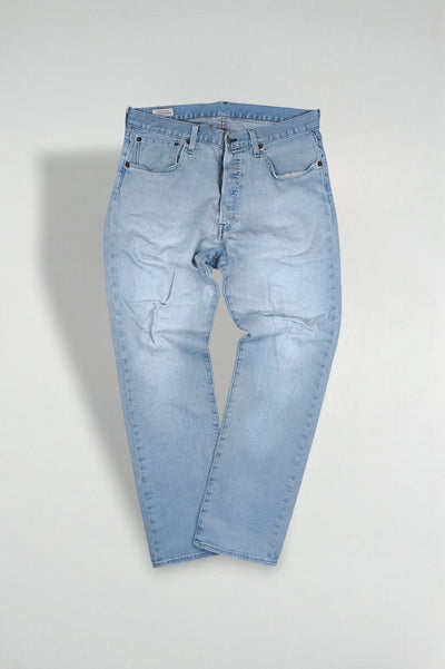 Vintage Levi’s 501 XX Jeans Light Blue Denim | Premium Red Tab