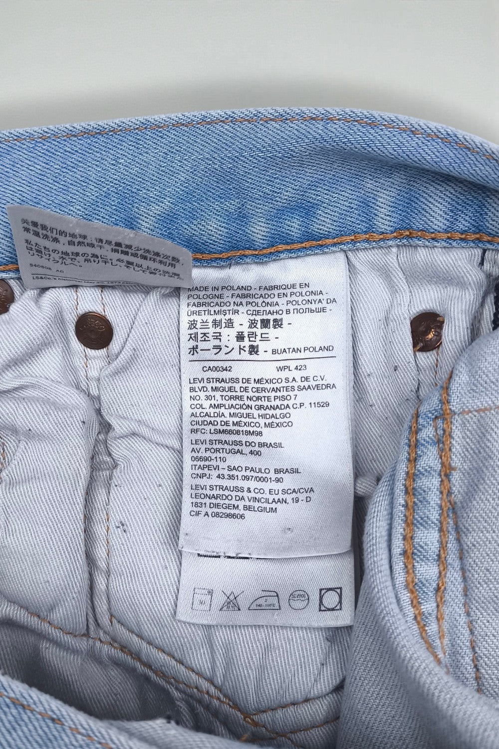 Vintage Levi’s 501 XX Jeans Light Blue Denim | Premium Red Tab