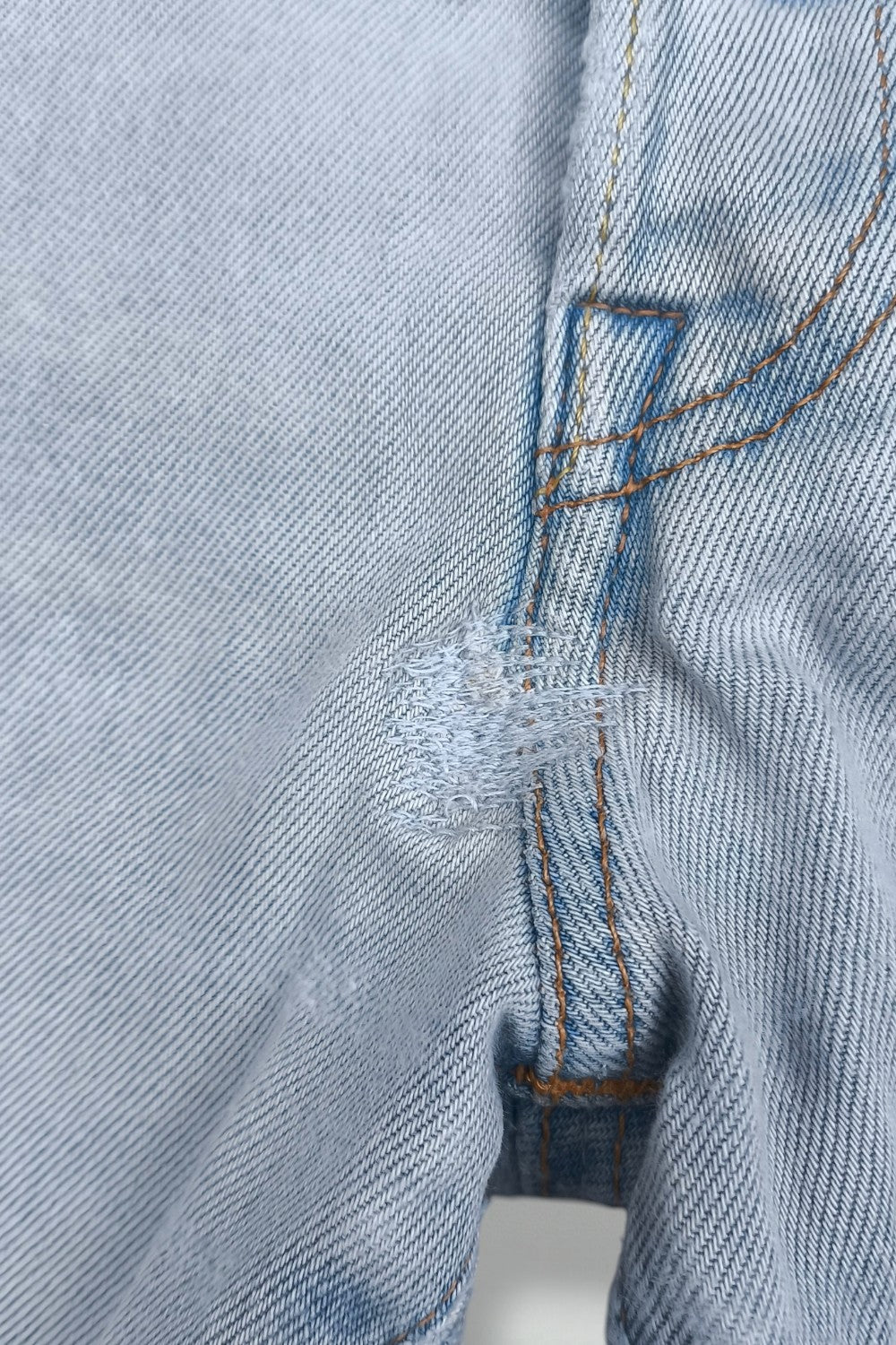 Vintage Levi’s 501 XX Jeans Light Blue Denim | Premium Red Tab