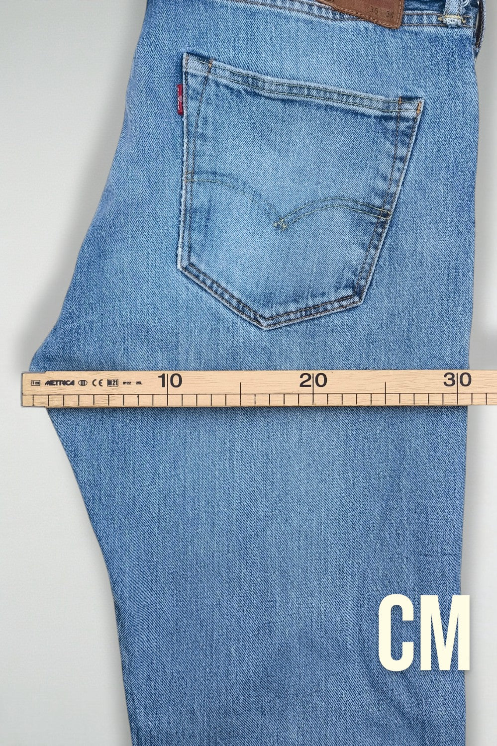 Vintage Levi’s 501 XX Jeans Light Blue Rare Leather Patch USA