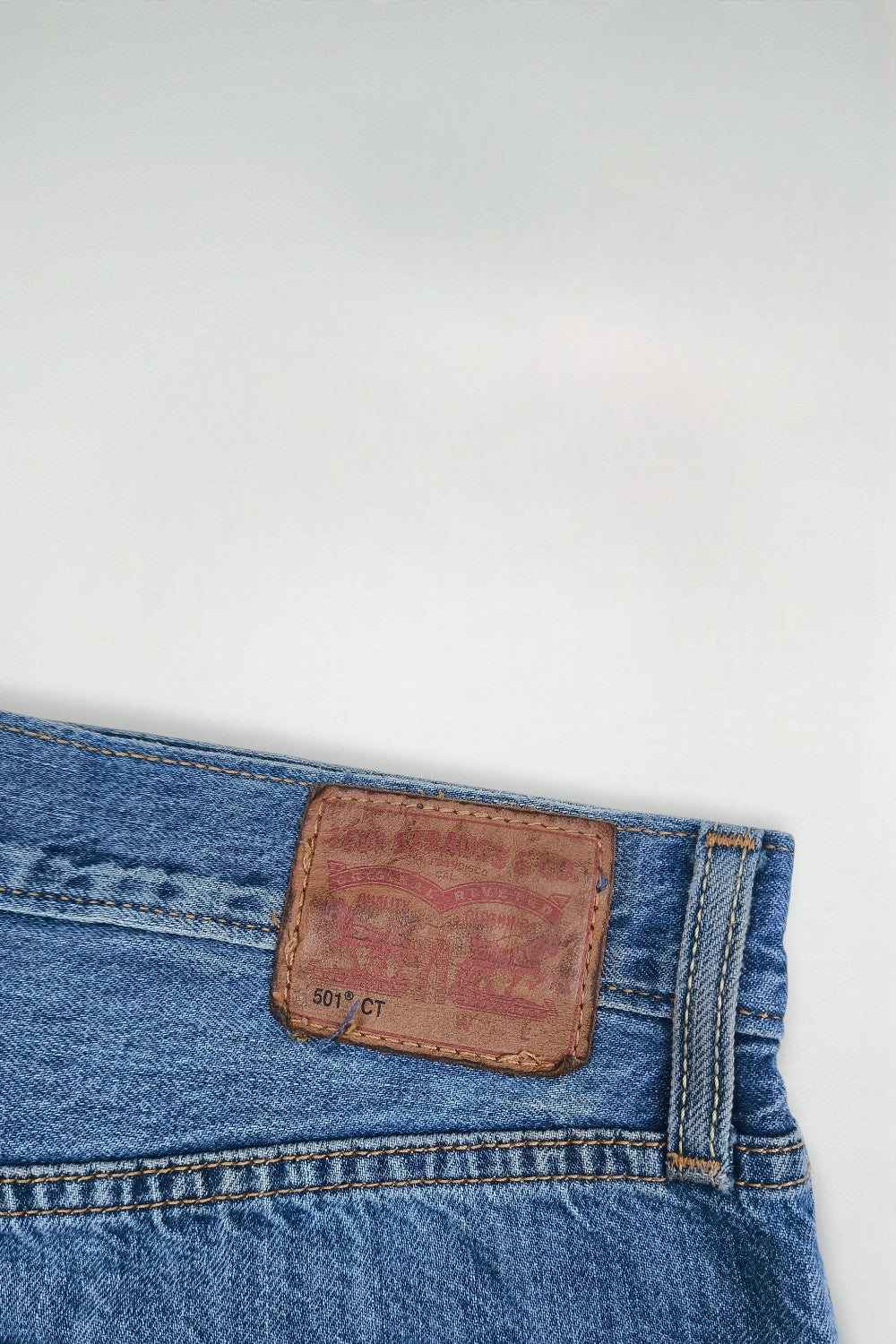 Vintage Levi’s 501 XX Jeans Distressed Blue Rare Leather Patch W28