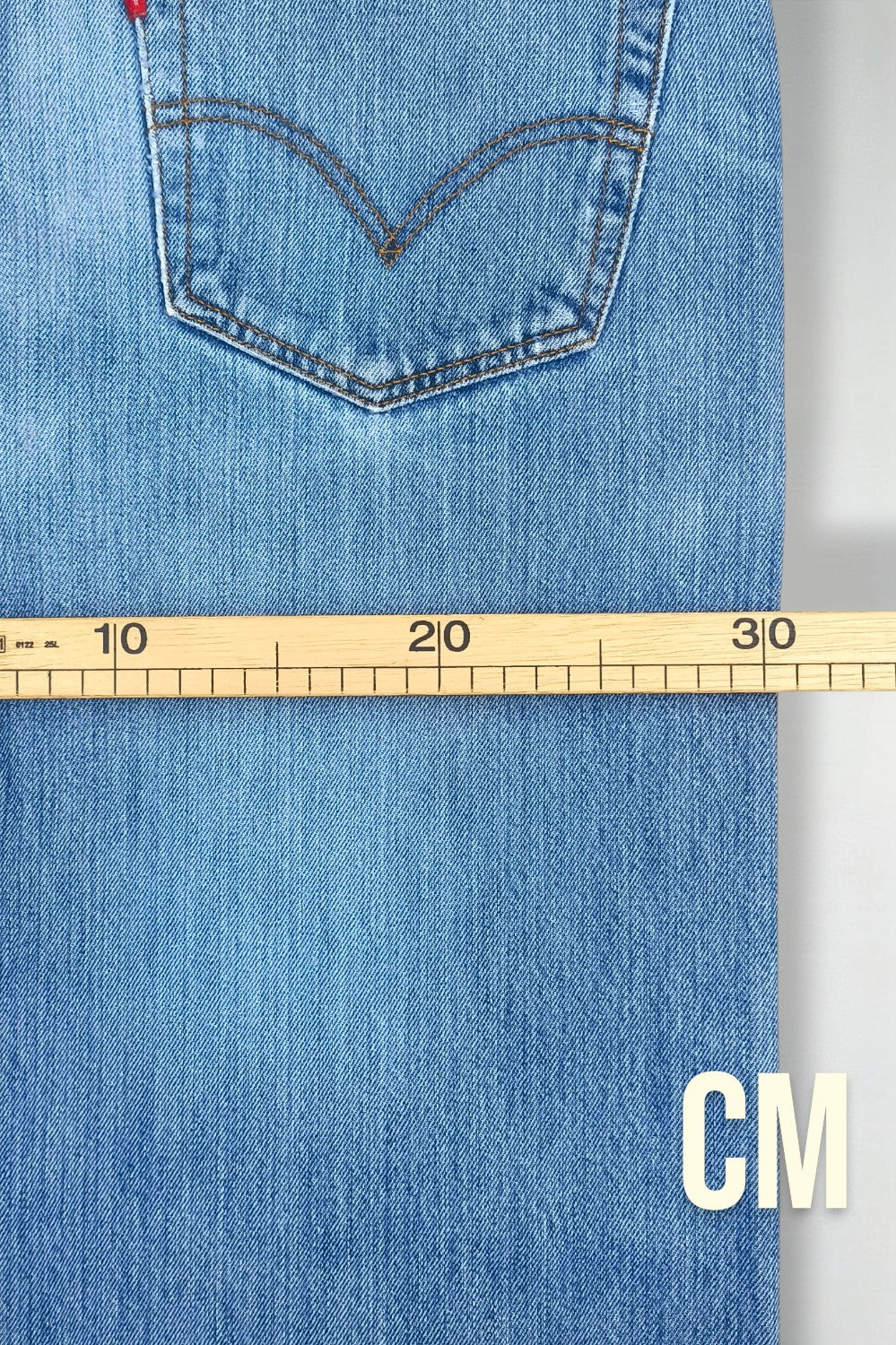 Vintage Levi's 501 XX Jeans W36 L30 Light Blue Denim
