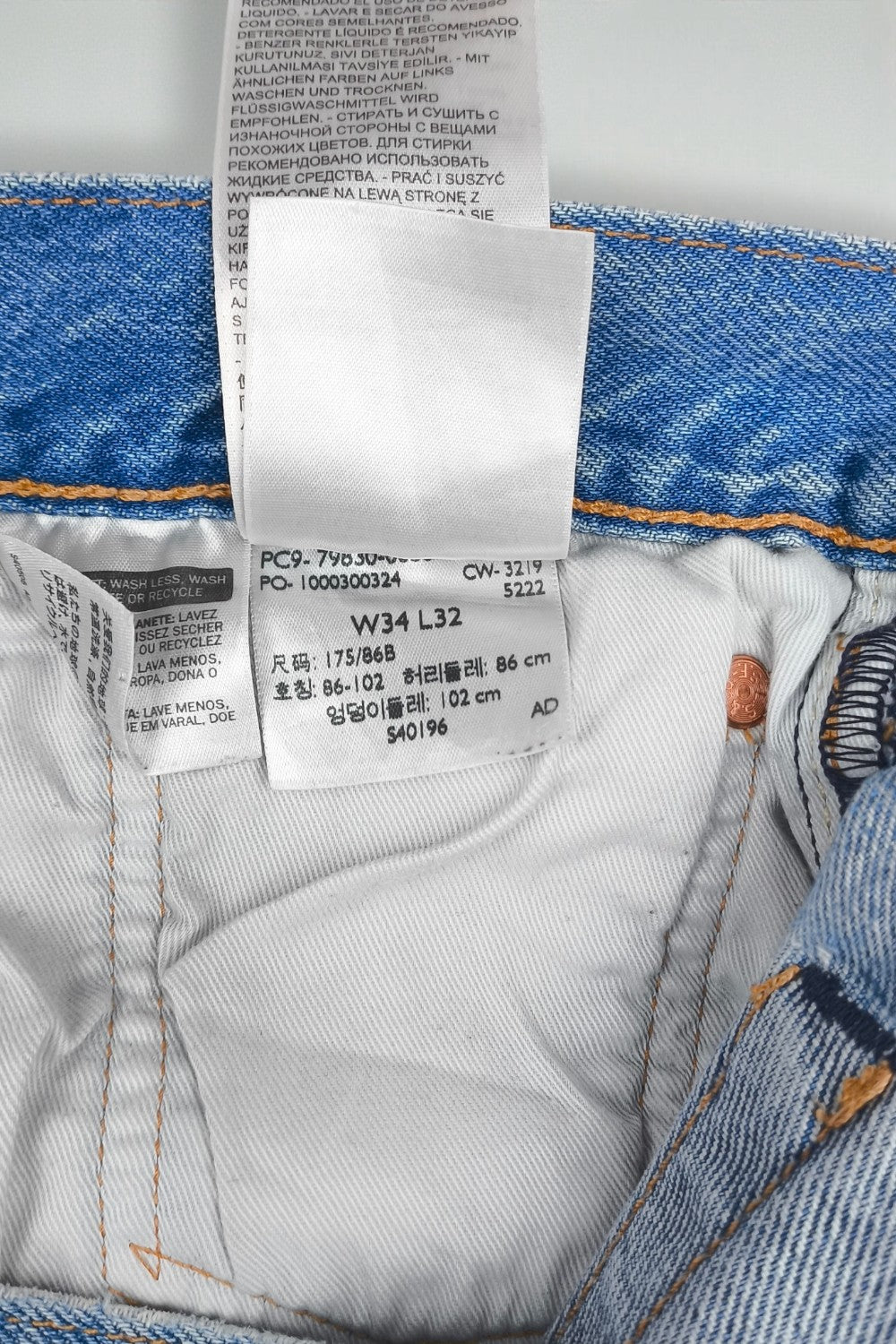 Vintage Levi’s 501 XX 1993 Distressed Jeans W34 Light Wash