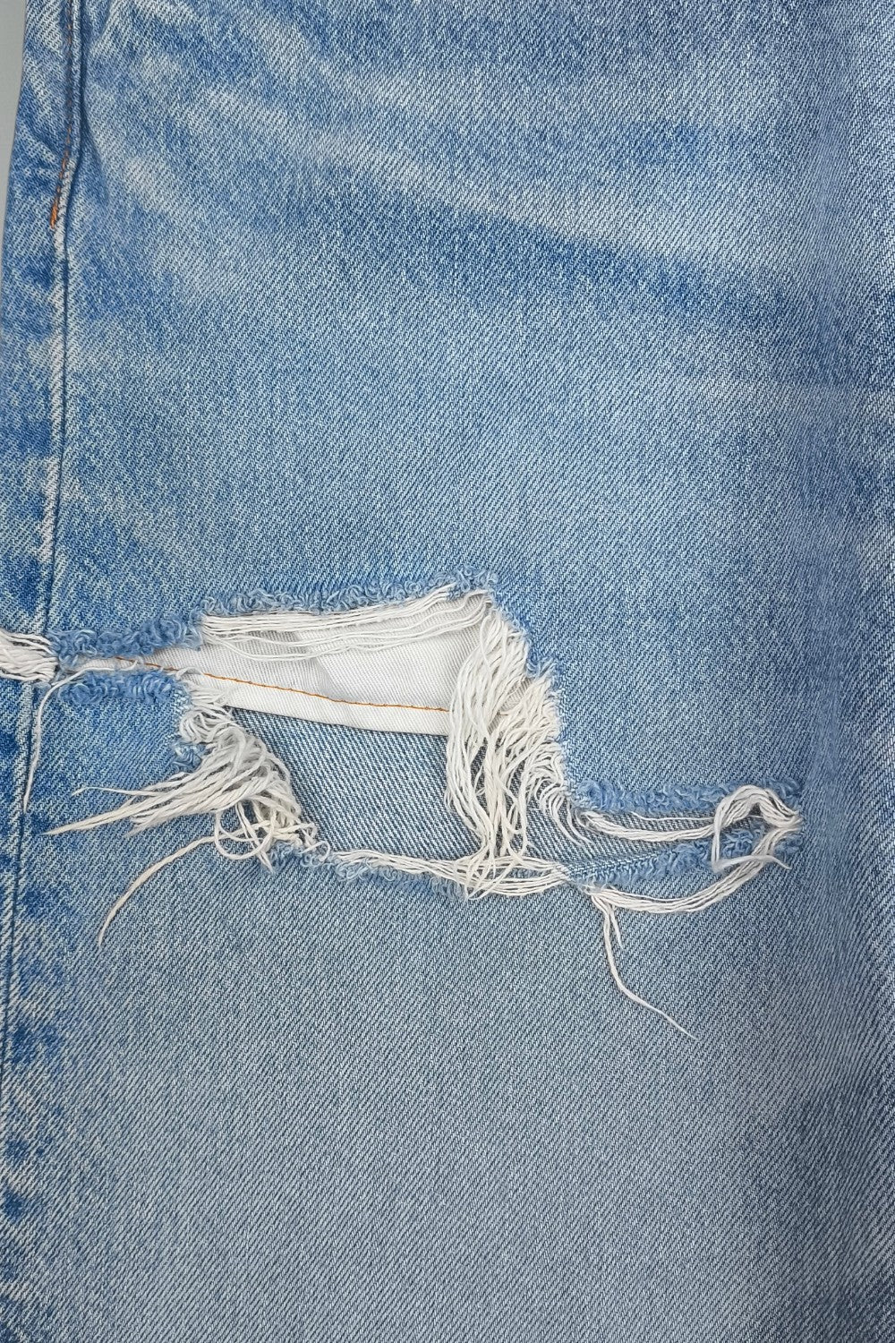 Vintage Levi’s 501 XX 1993 Distressed Jeans W34 Light Wash