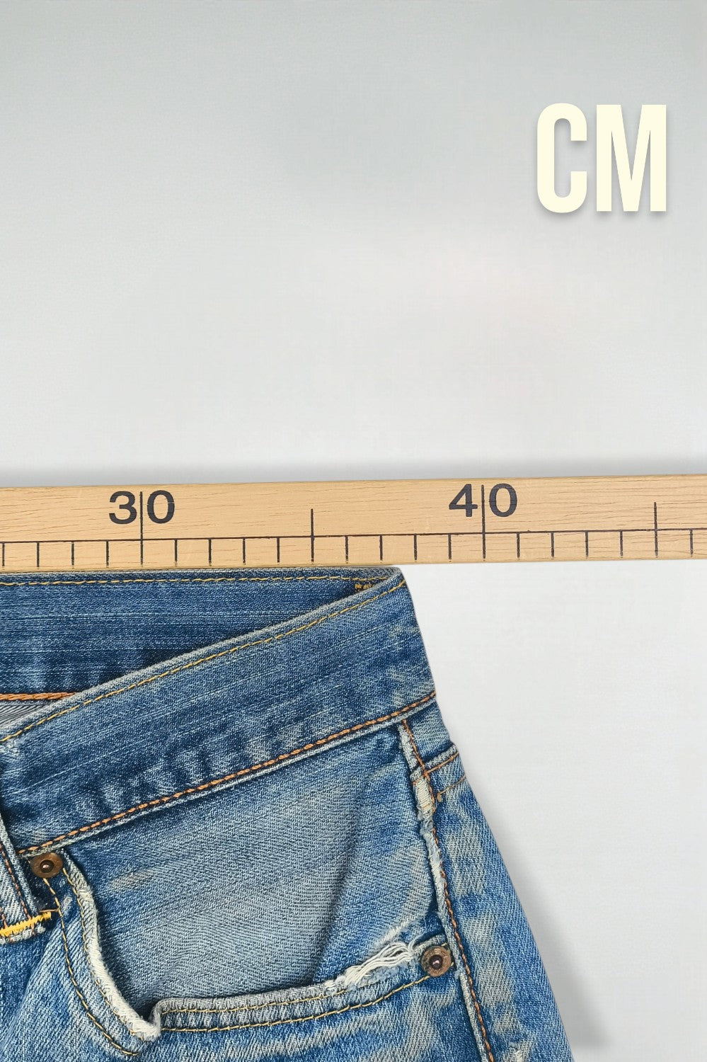 Vintage Levi’s 501 XX Jeans W32 Distressed Leather Patch Rare