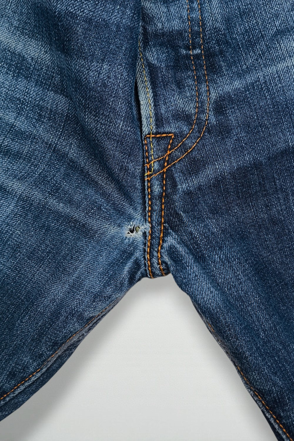 Vintage Levi’s 501 XX Jeans Blue Rare Leather Patch W33 L32
