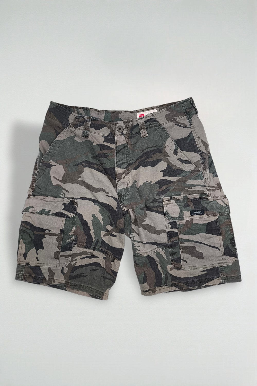 Vintage Wrangler Camouflage Cargo Shorts | Relaxed Fit