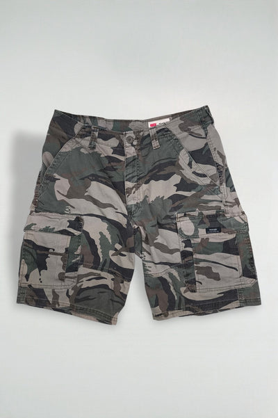 Vintage Wrangler Camouflage Cargo Shorts | Relaxed Fit
