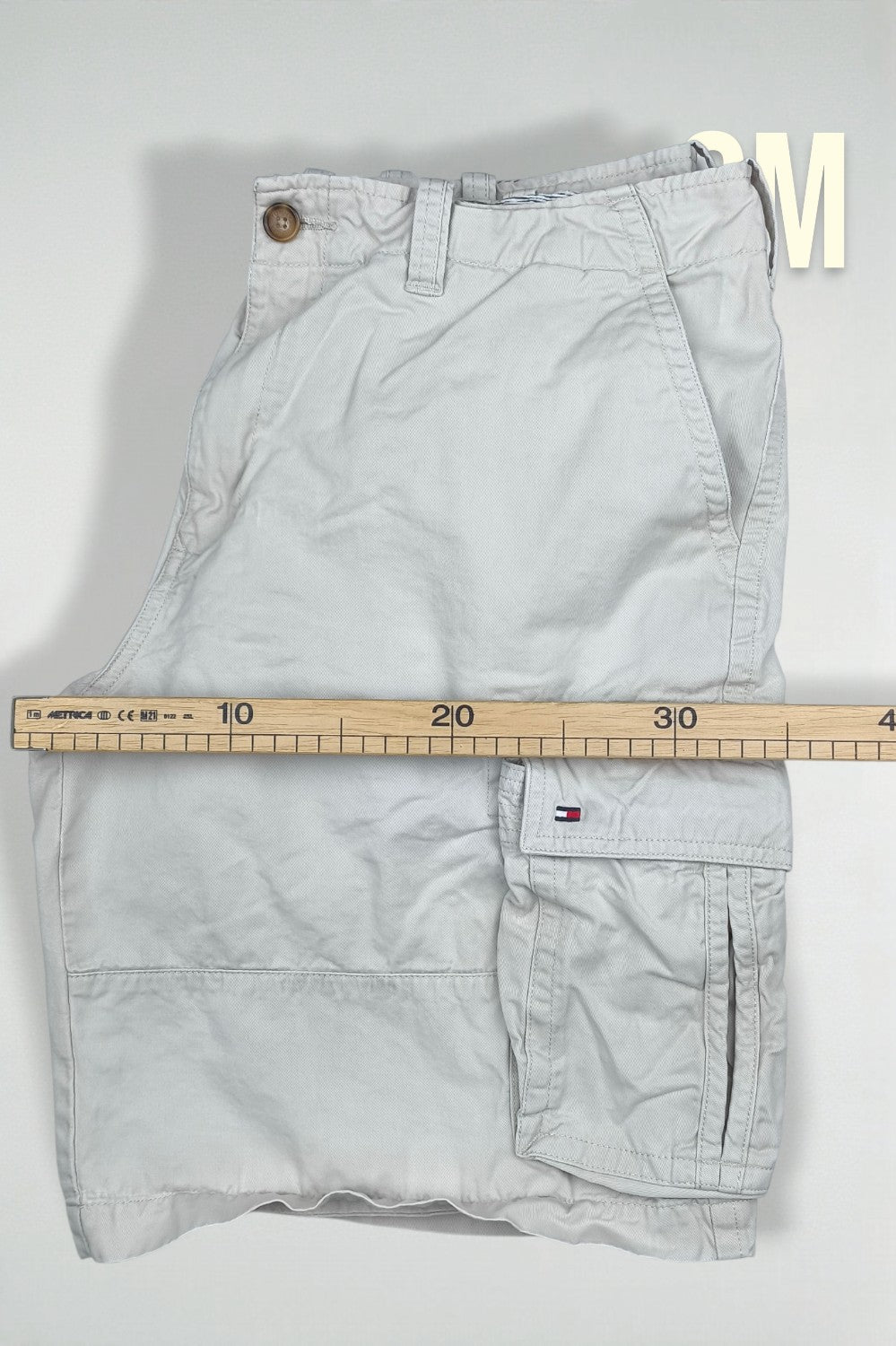 Vintage Tommy Hilfiger Cargo Shorts Beige Utility W36