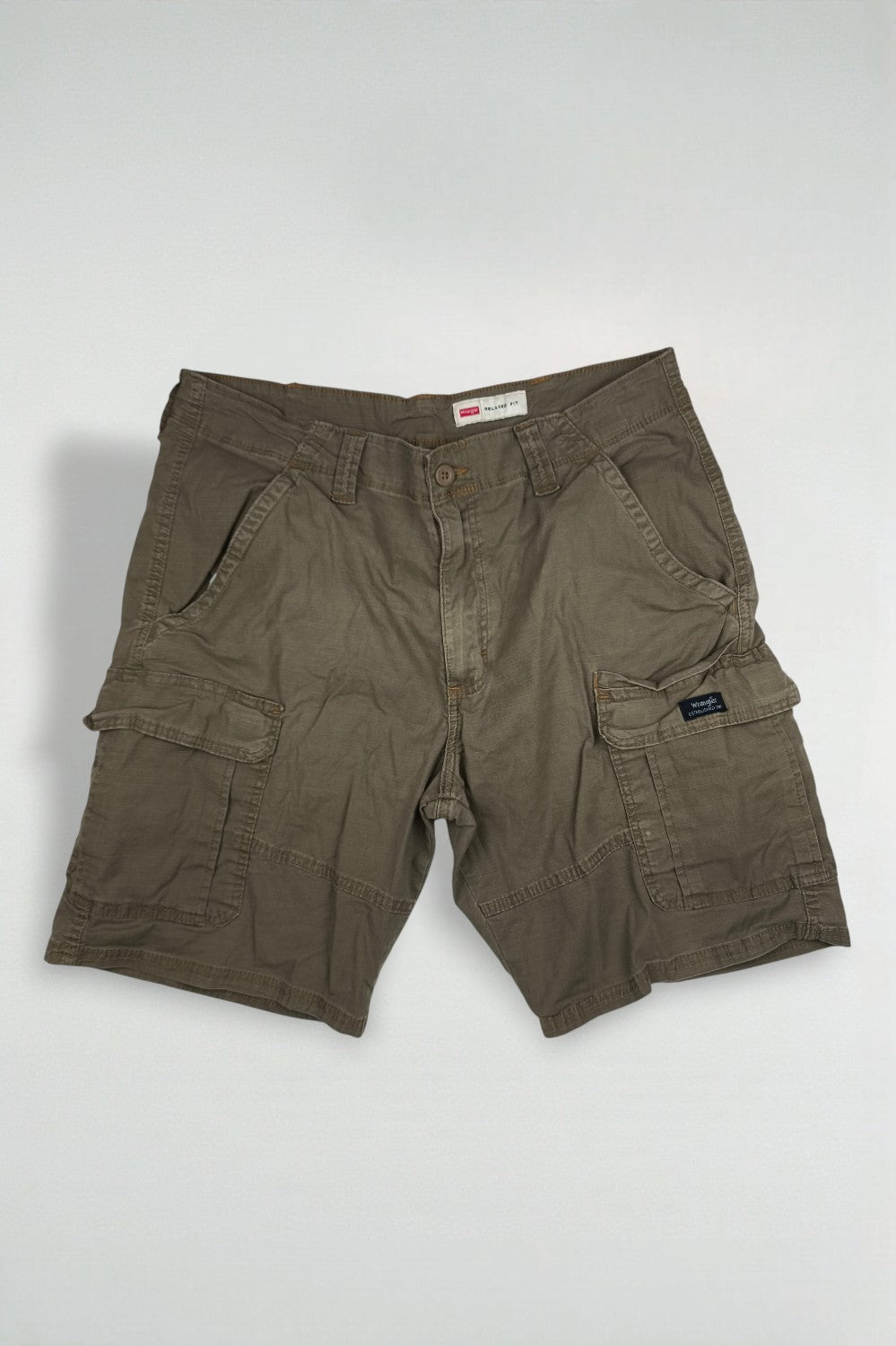 Vintage Wrangler Relaxed Fit Cargo Shorts Brown